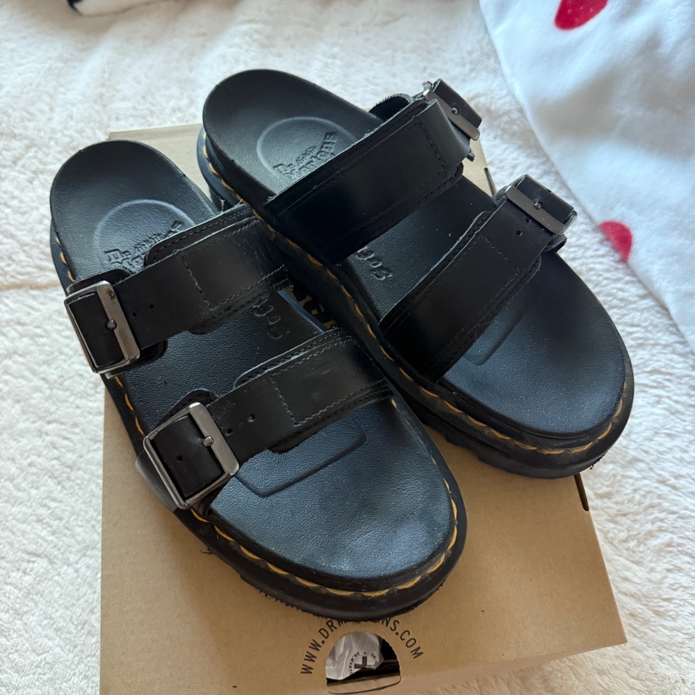 dr martens sandals